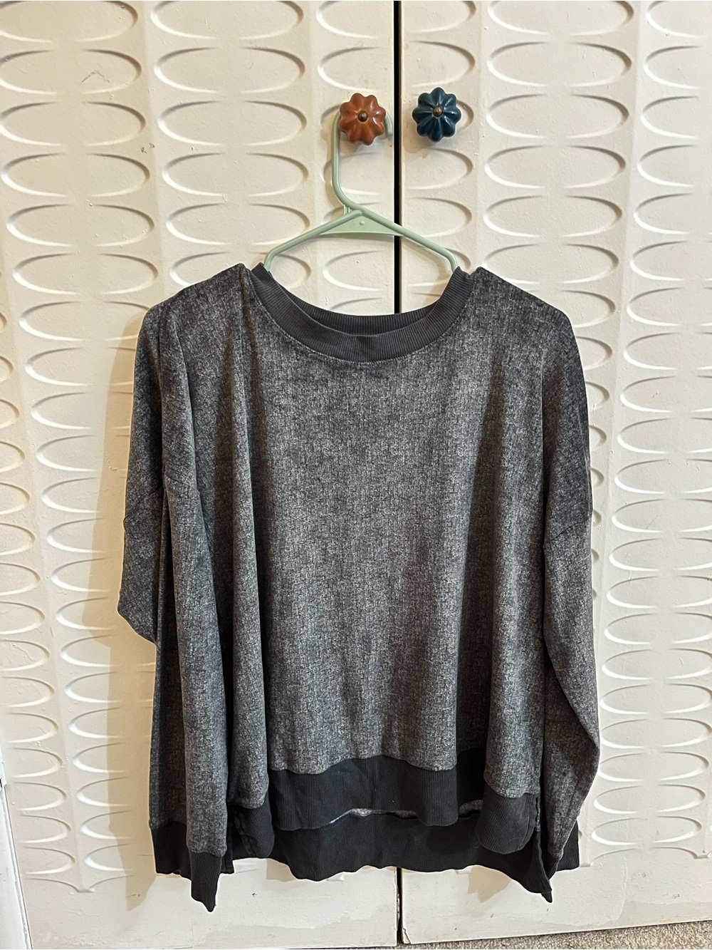 Secret Treasures L 12/14 Super Soft Plush Gray Pullover Sweater